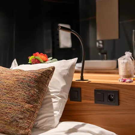 Aux Etangs - Otel 3*